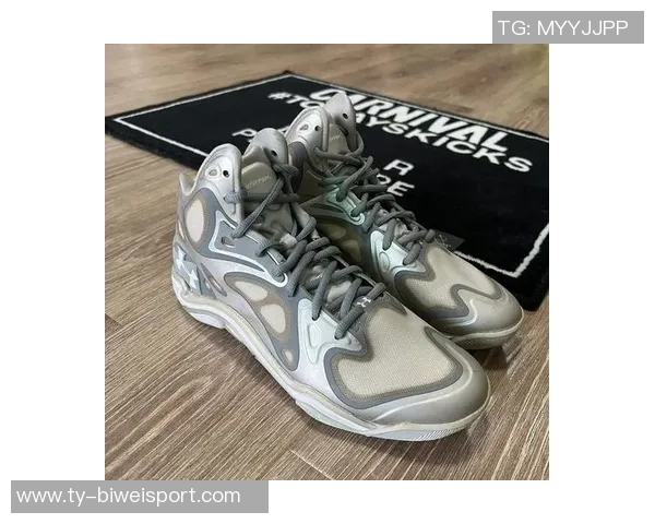 库里与布克鞋款合作揭秘UA解约后他立刻向我索要球鞋